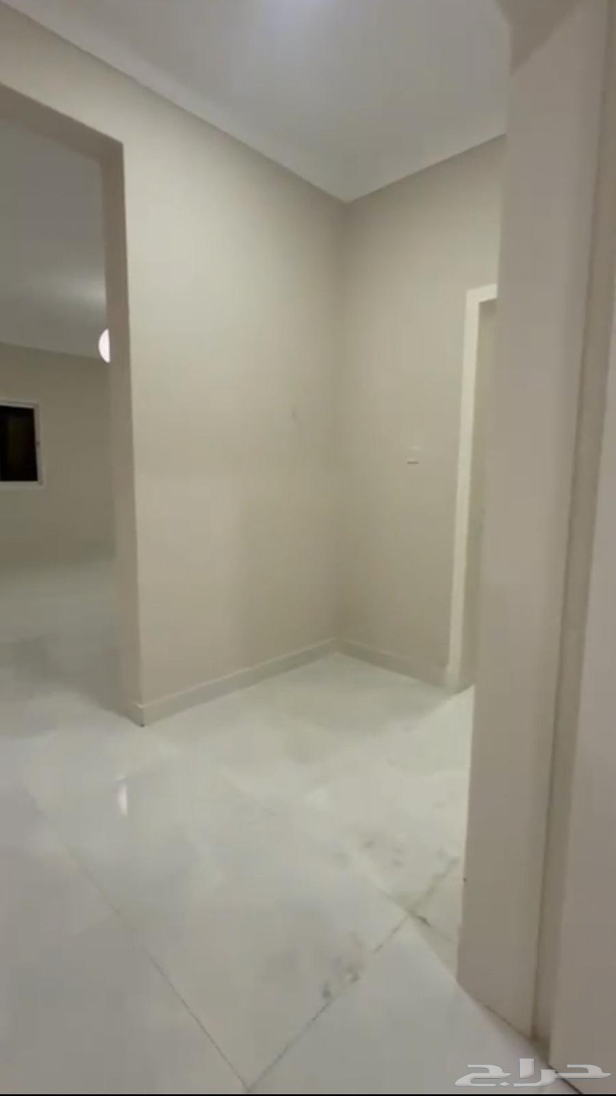 شقة 5 غرف في بدر 3