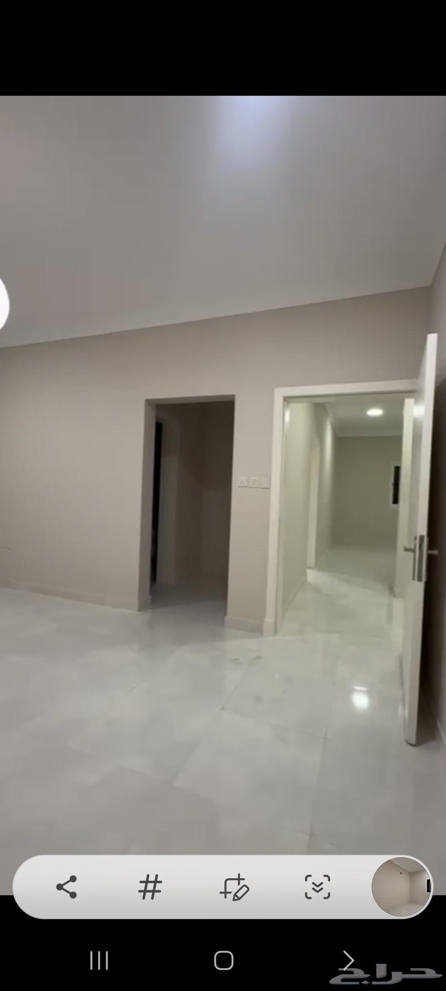 شقة 5 غرف في بدر 8