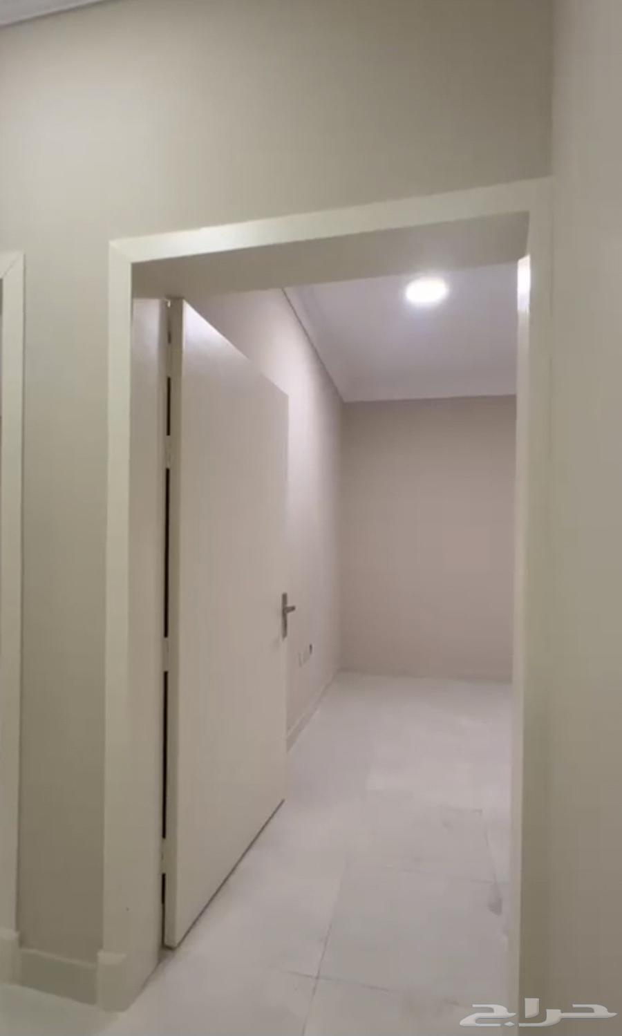 شقة 5 غرف في بدر 10