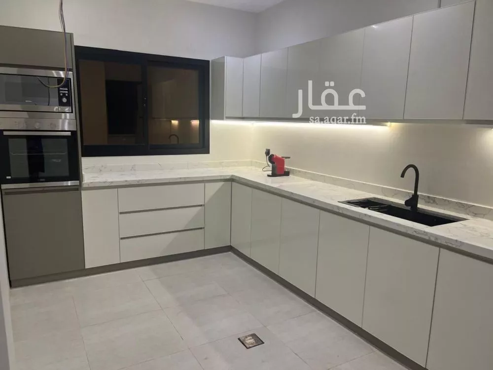 4 bedroom apartment in Al Yasmin 3