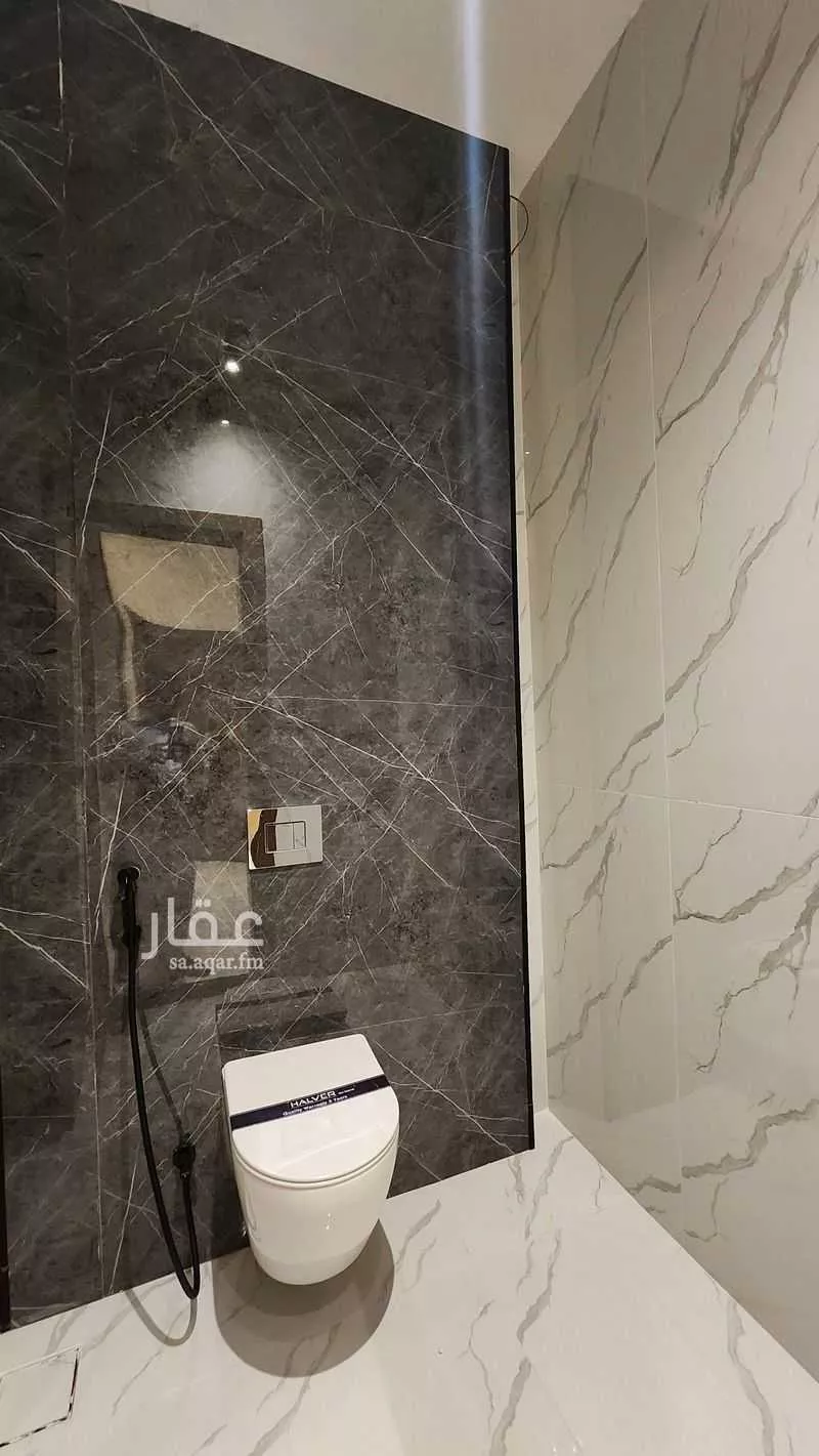 5 bedroom villa in Al Lulu 7