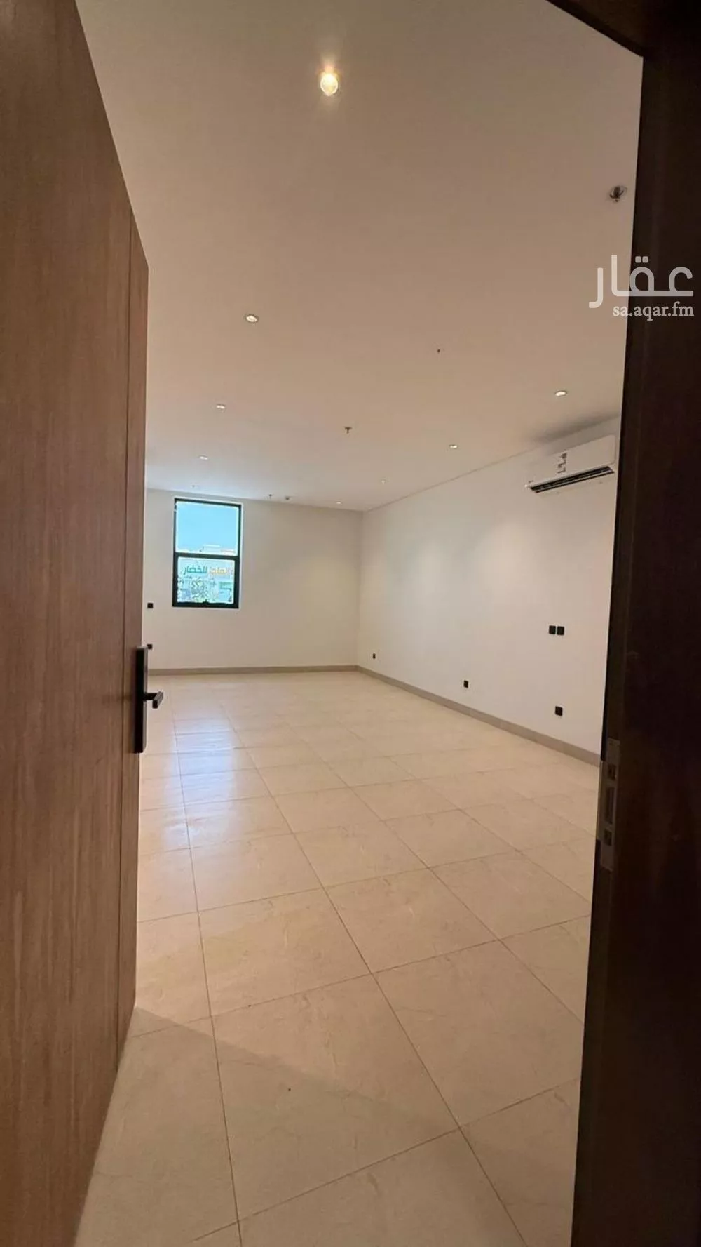 شقة 3 غرف في الرمال 4