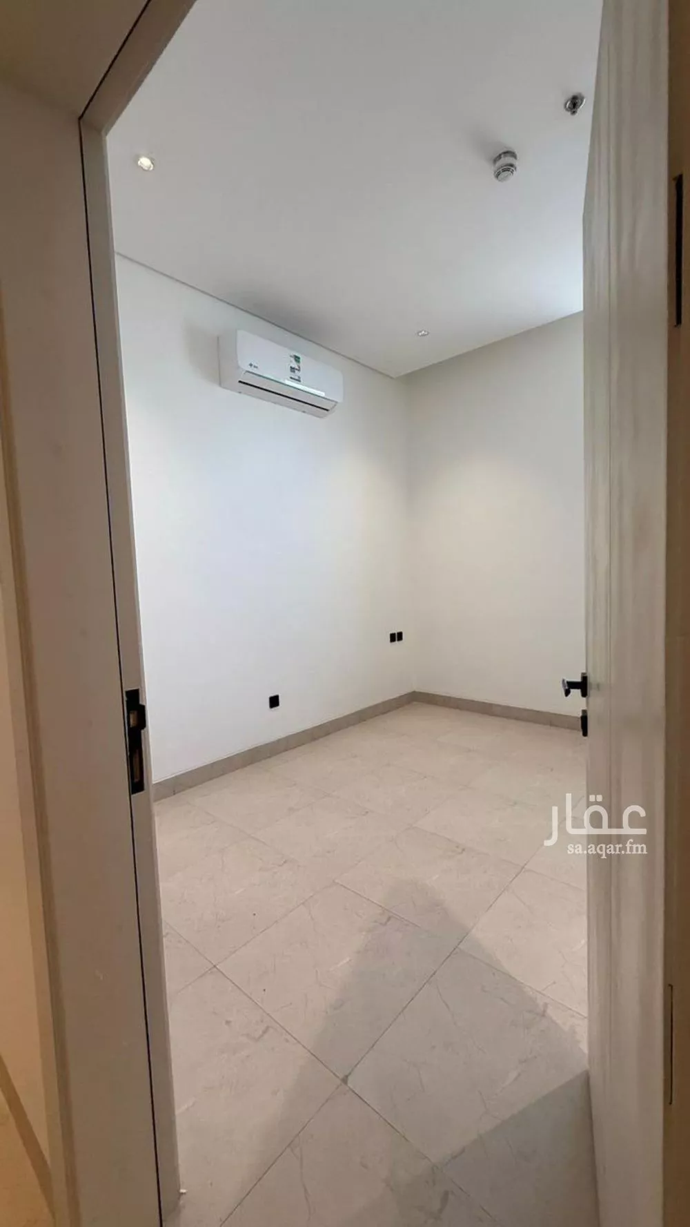 شقة 3 غرف في الرمال 9