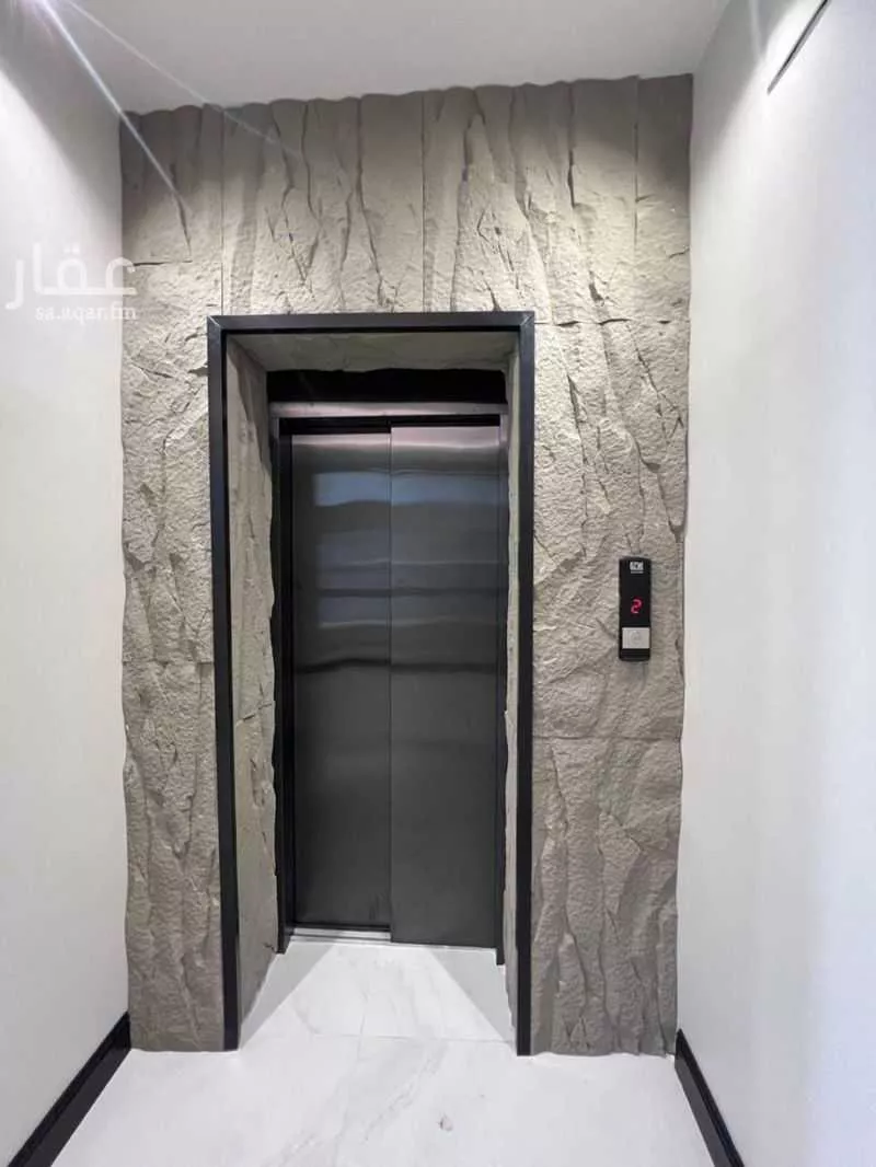 فيلا 5 غرف في الشراع 2