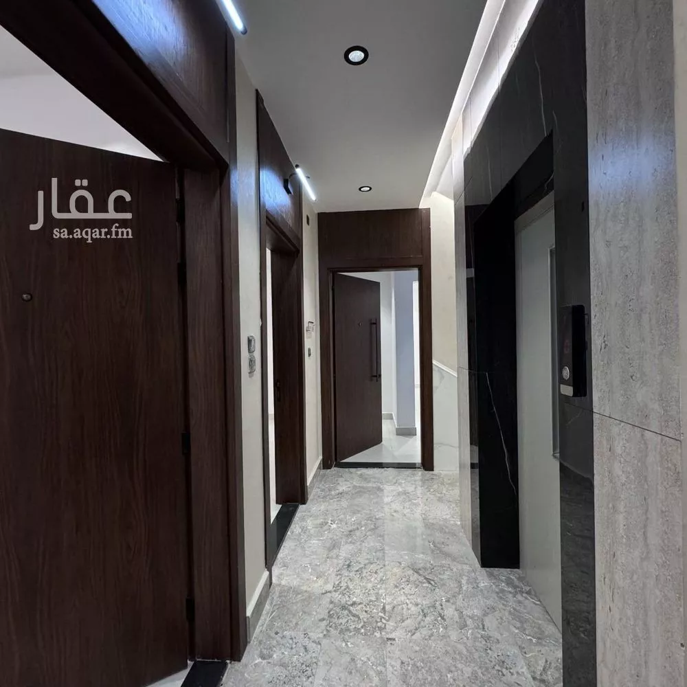 شقة 5 غرف في الصفا 19