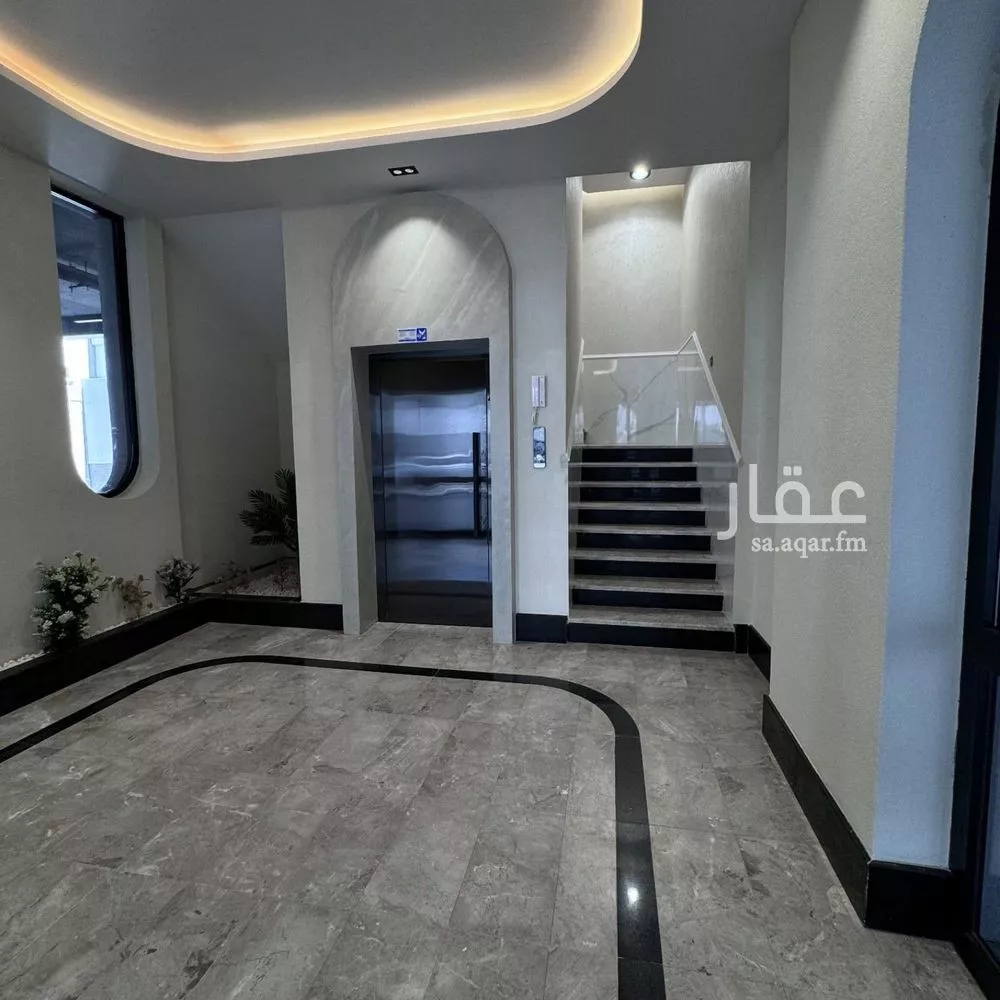 شقة 5 غرف في الصفا 7