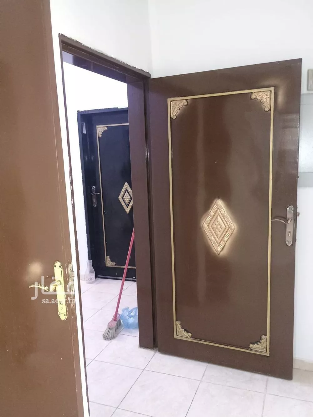 شقة 3 غرف في الرمال 5