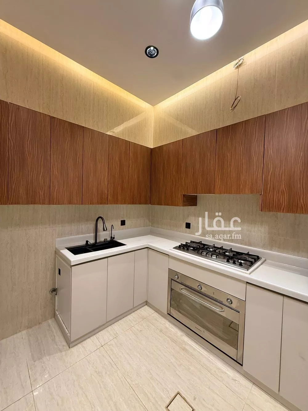 4 bedroom apartment in Dhahrat Laban 11