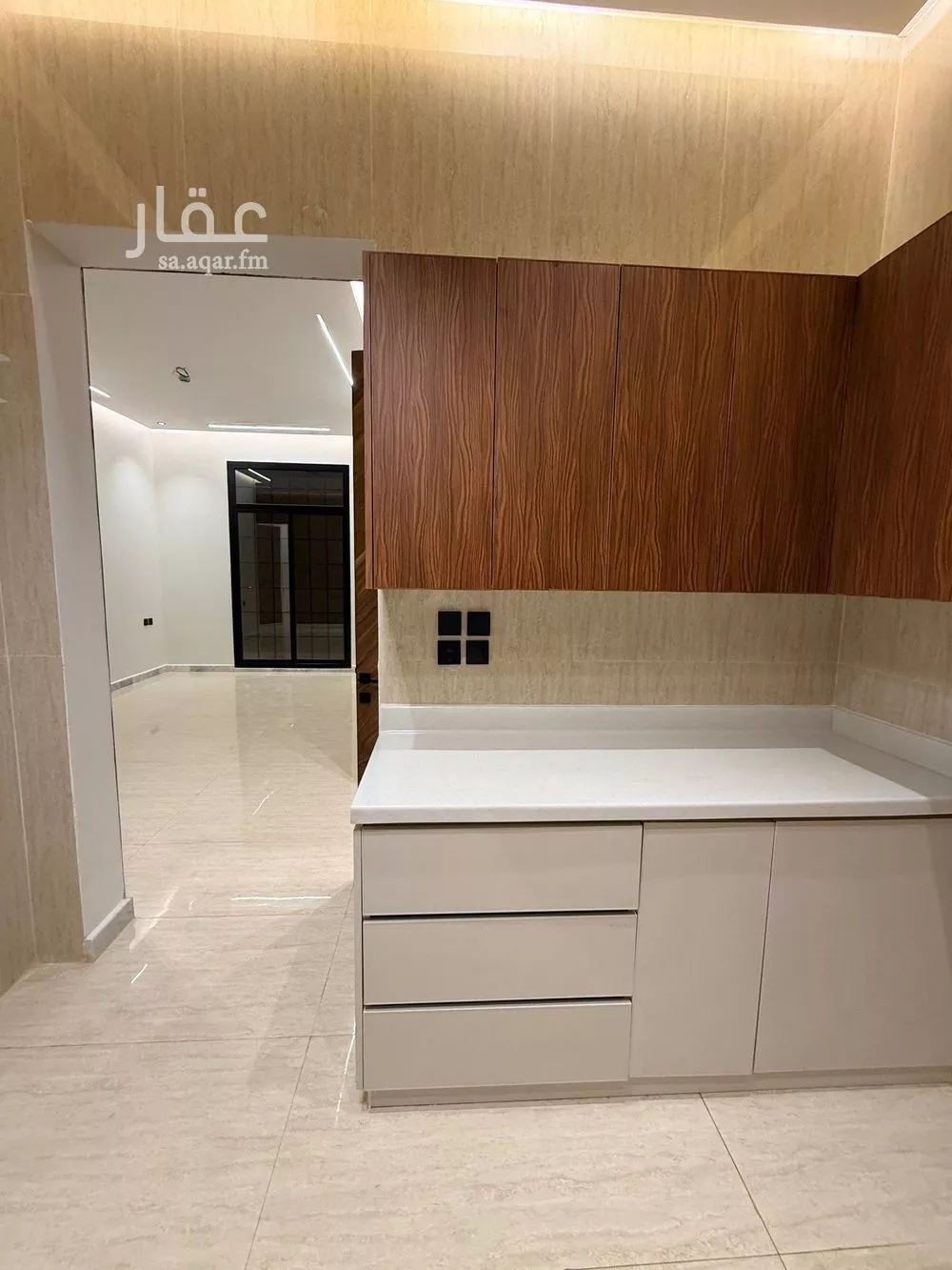 4 bedroom apartment in Dhahrat Laban 12