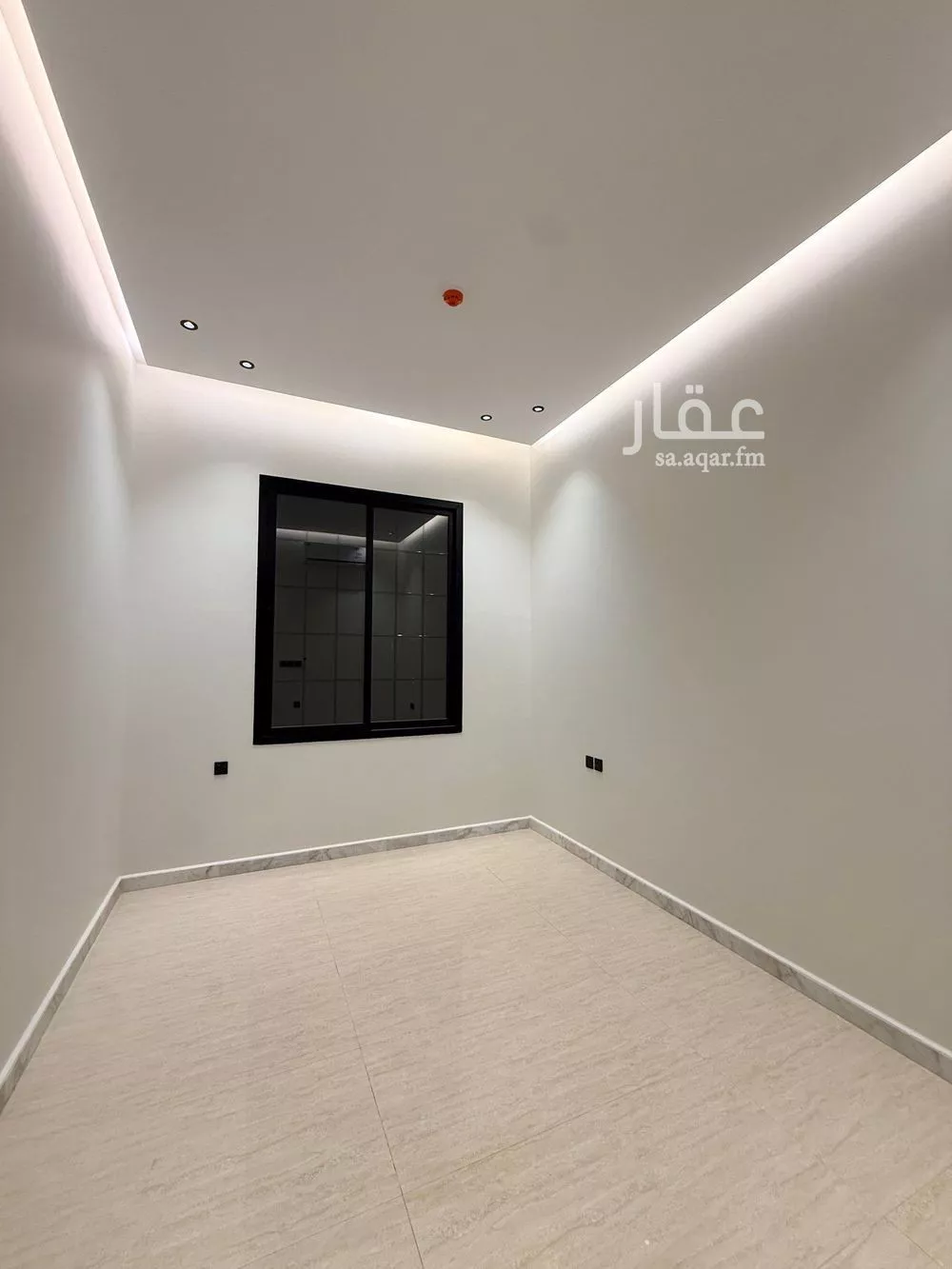4 bedroom apartment in Dhahrat Laban 10