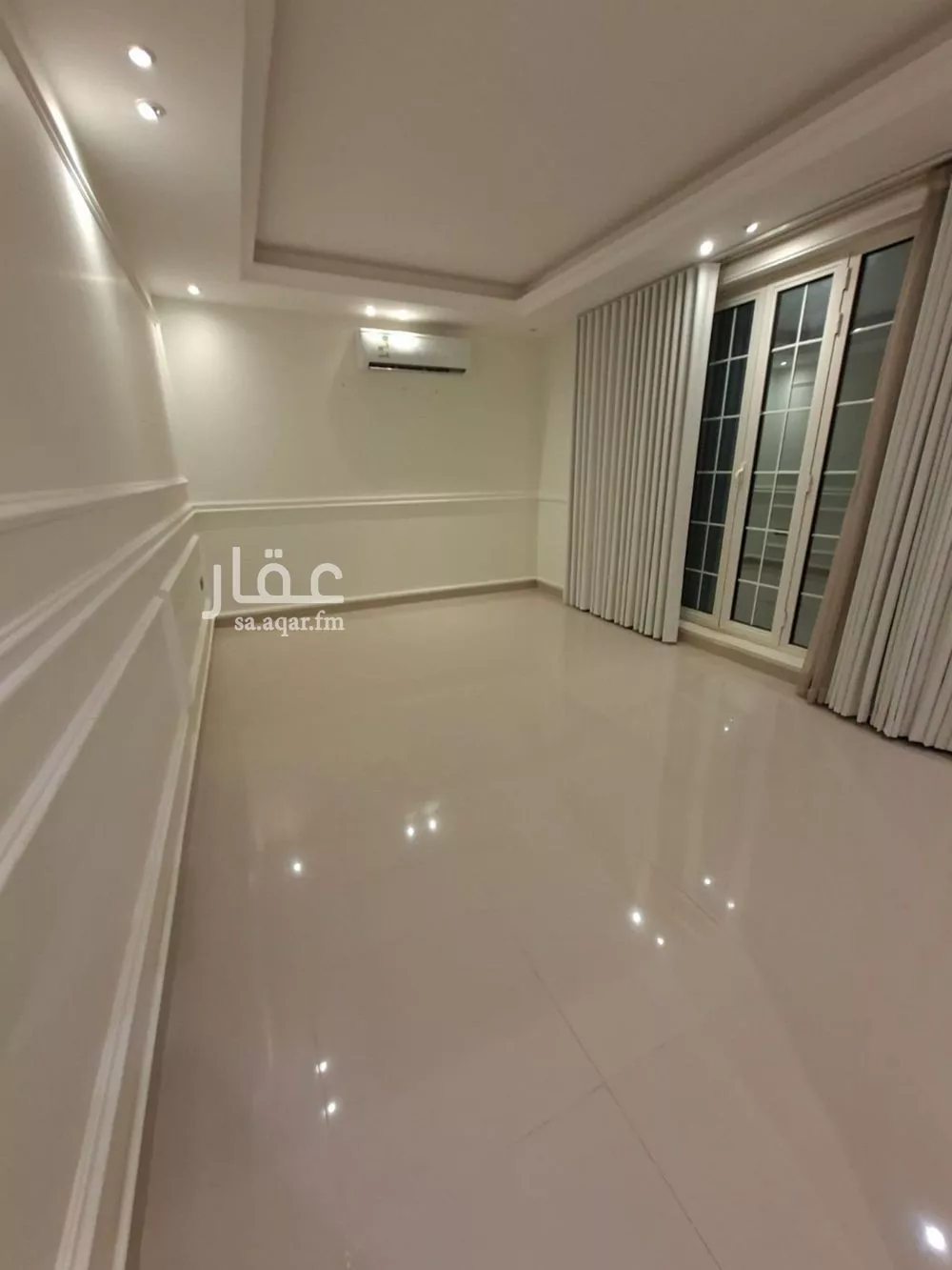 شقة 4 غرف في الملقا 2