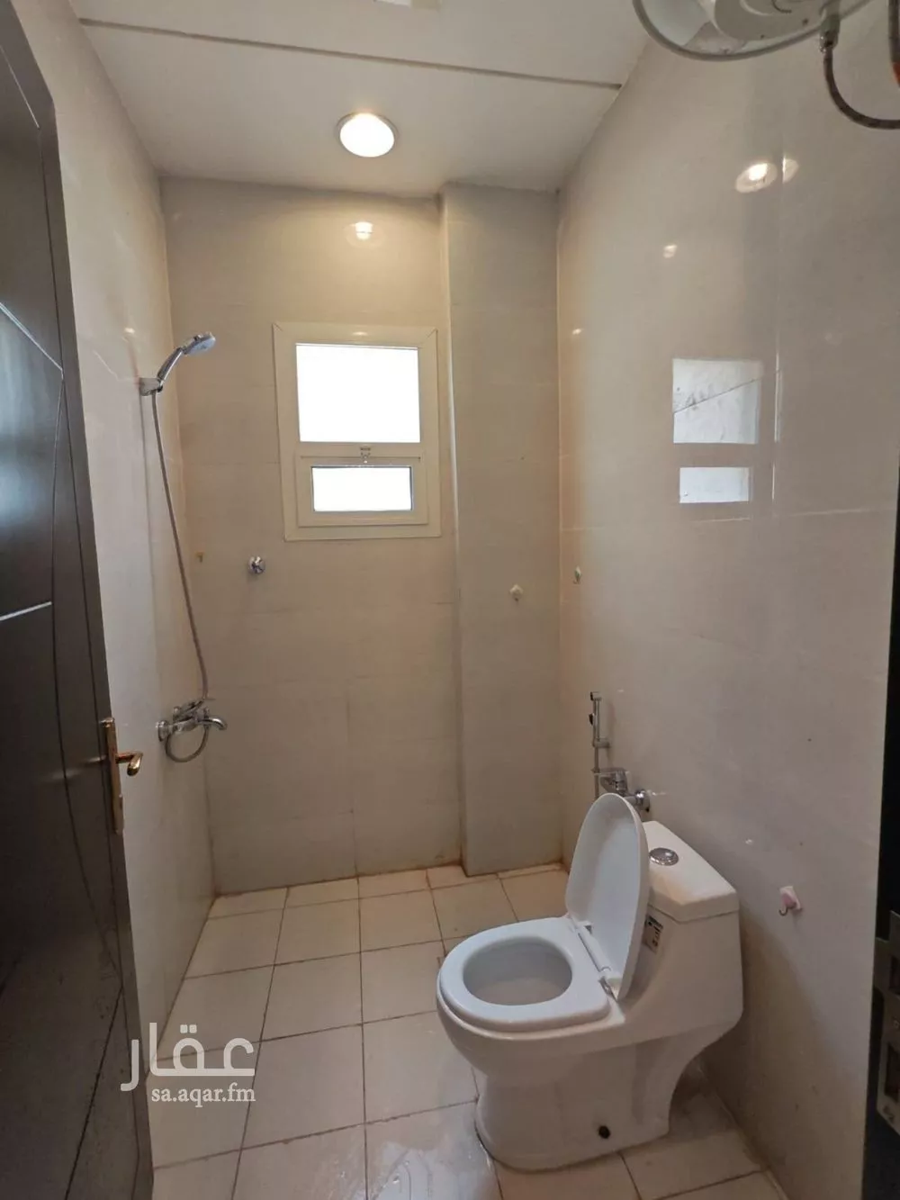 شقة 1 غرف في الخليج 5