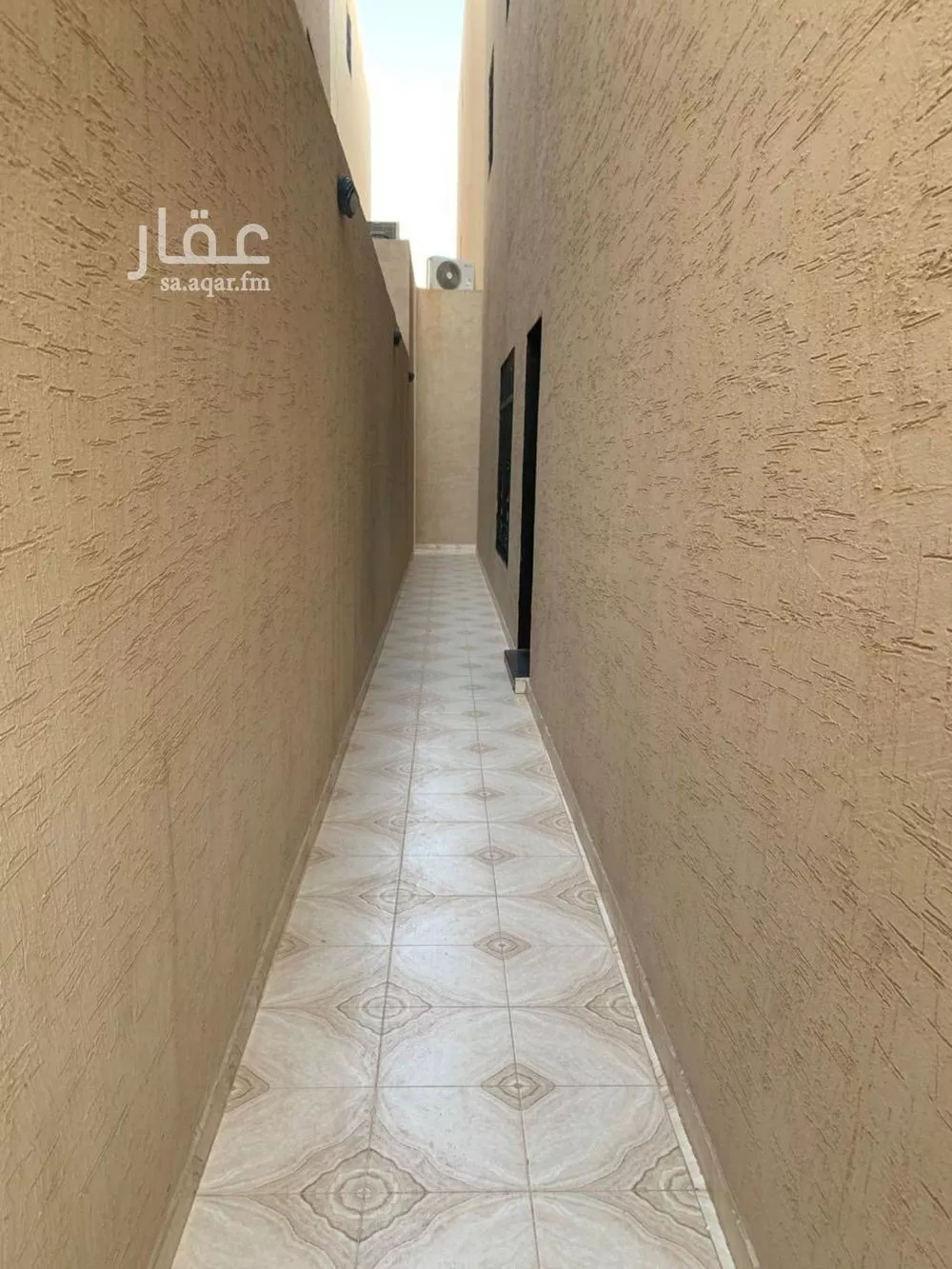 فيلا 8 غرف في القادسية 8