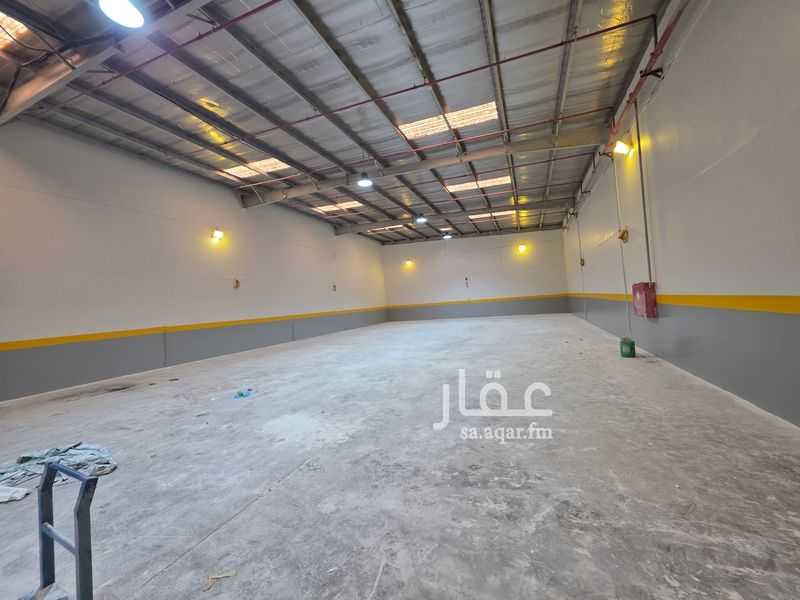1 bedroom warehouse in Al Manakh, Riyadh