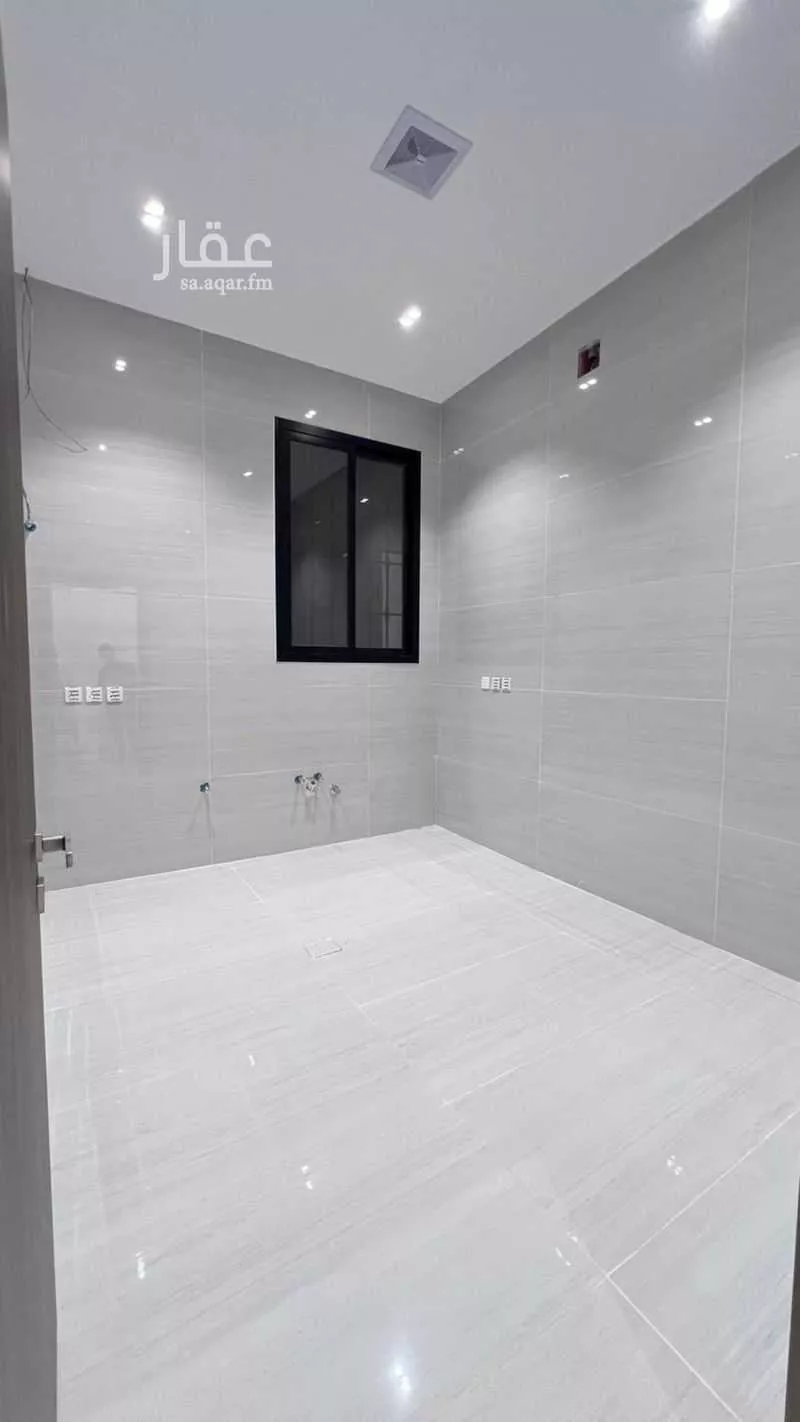 شقة 5 غرف في النظيم 2