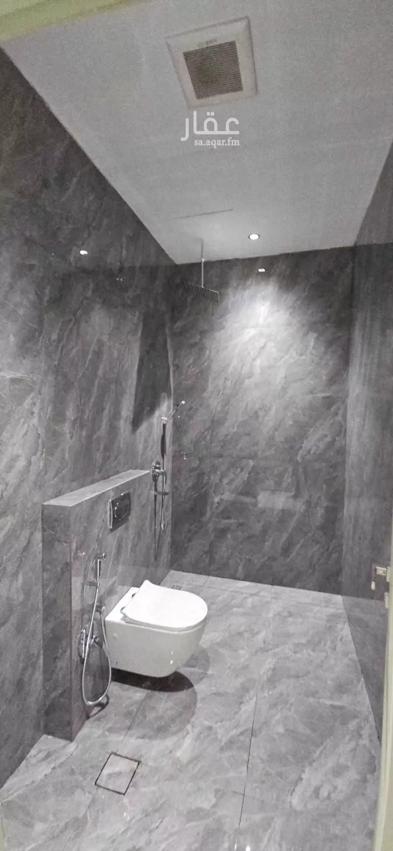 شقة 4 غرف في الشرق 3