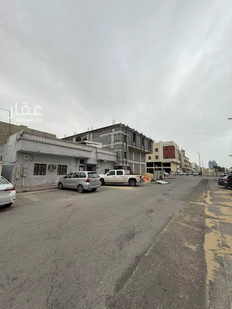 10 bedroom apartment in Al Thuqbah 4