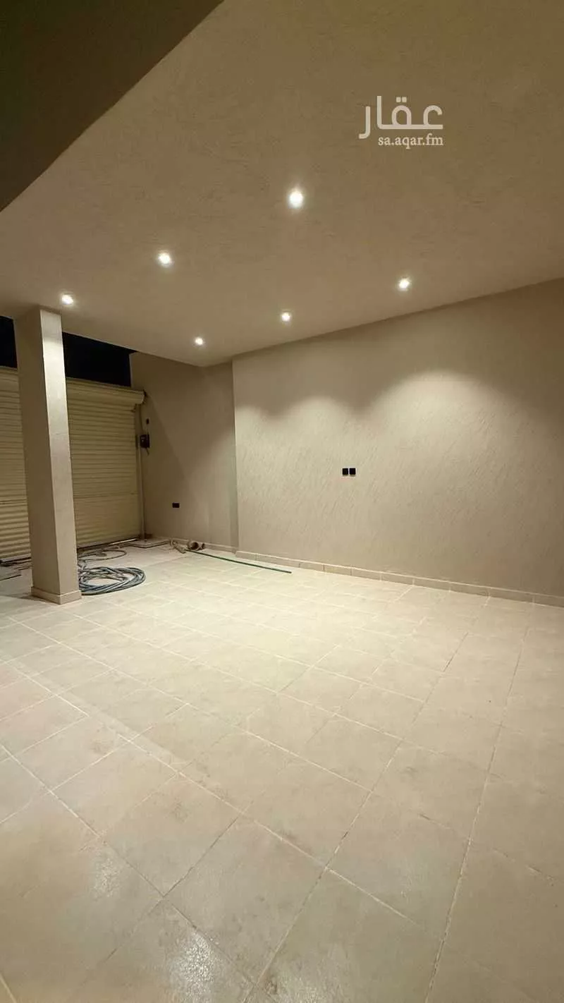 فيلا 5 غرف في الغنامية 12