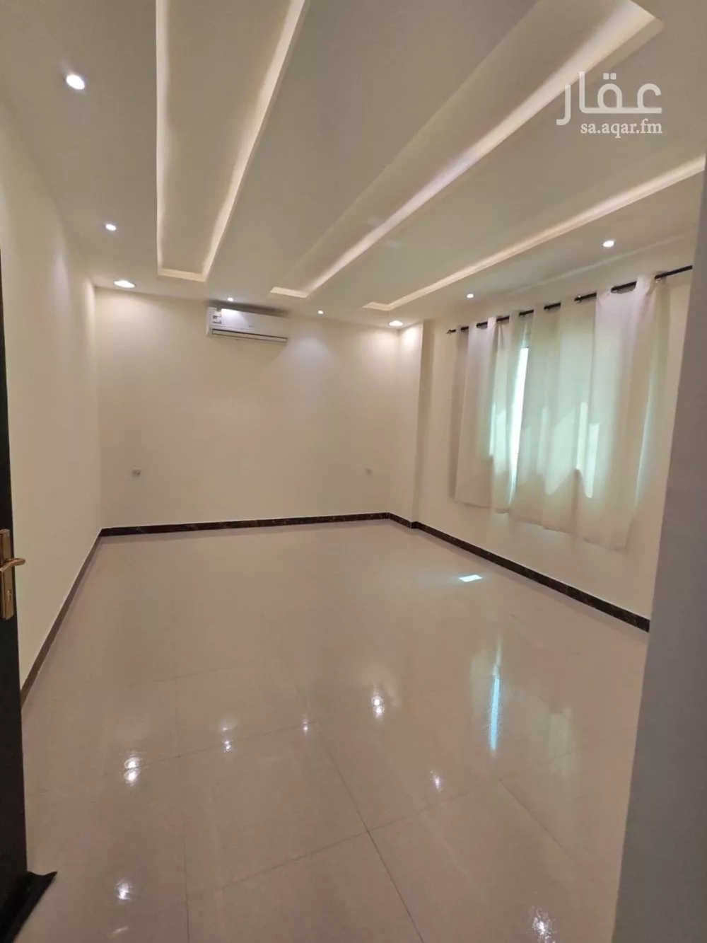 شقة 1 غرف في الخليج 13