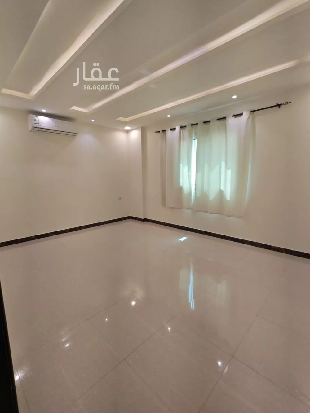 شقة 1 غرف في الخليج 4