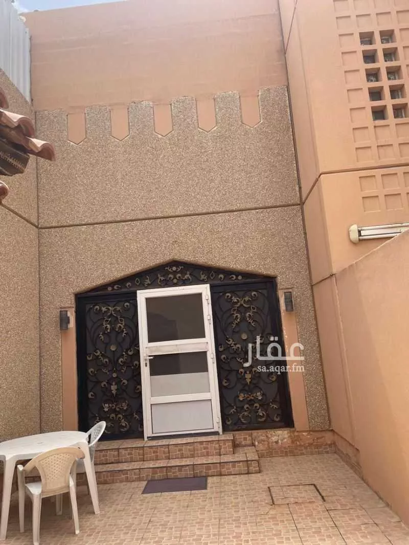 فيلا 7 غرف في الجزيرة 8