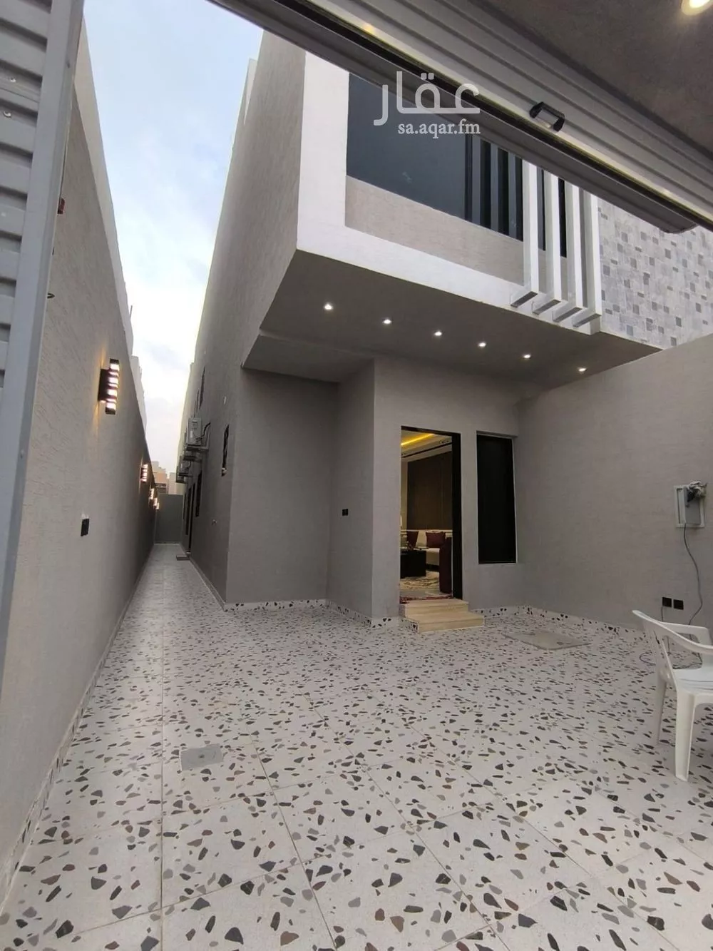 دور 6 غرف في طيبة 7