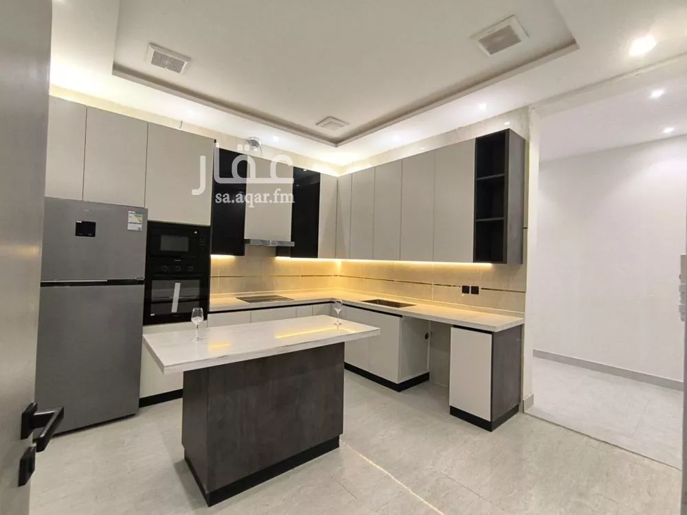 دور 6 غرف في طيبة 10