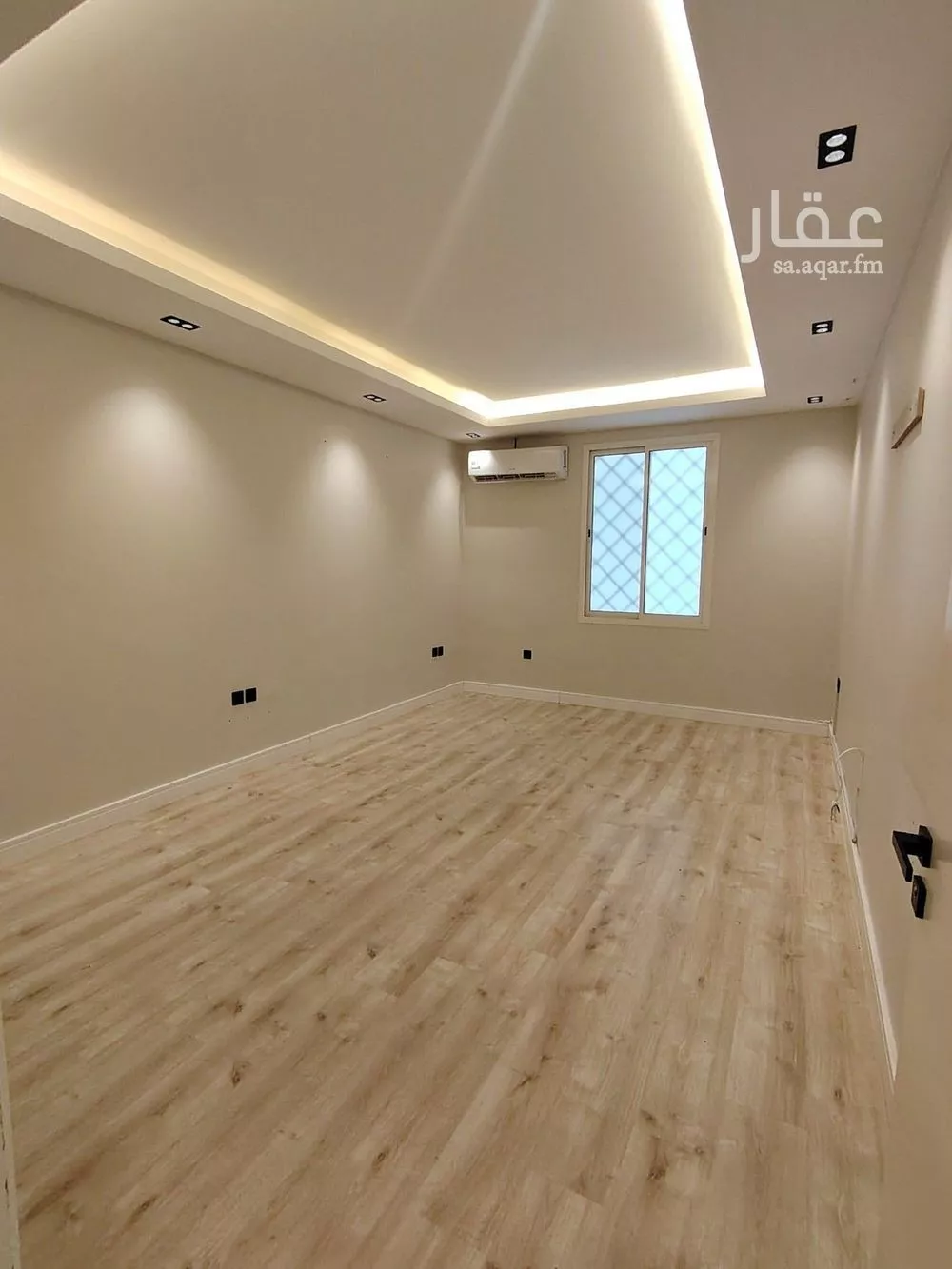 شقة 1 غرف في العقيق 8