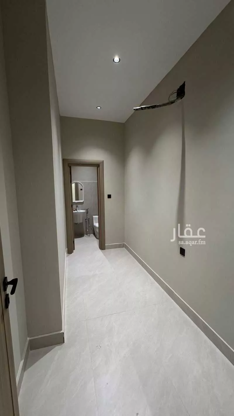 5 bedroom villa in Ash Shulah 13