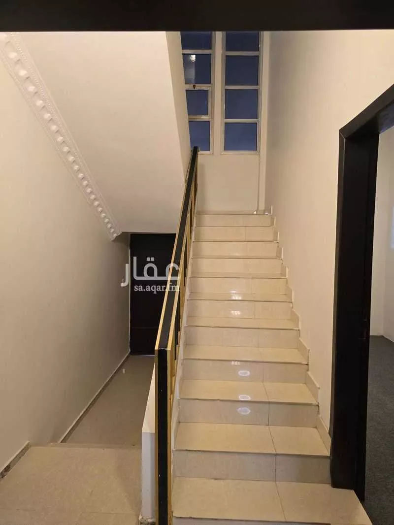 فيلا 17 غرف في عبدالله فؤاد 21