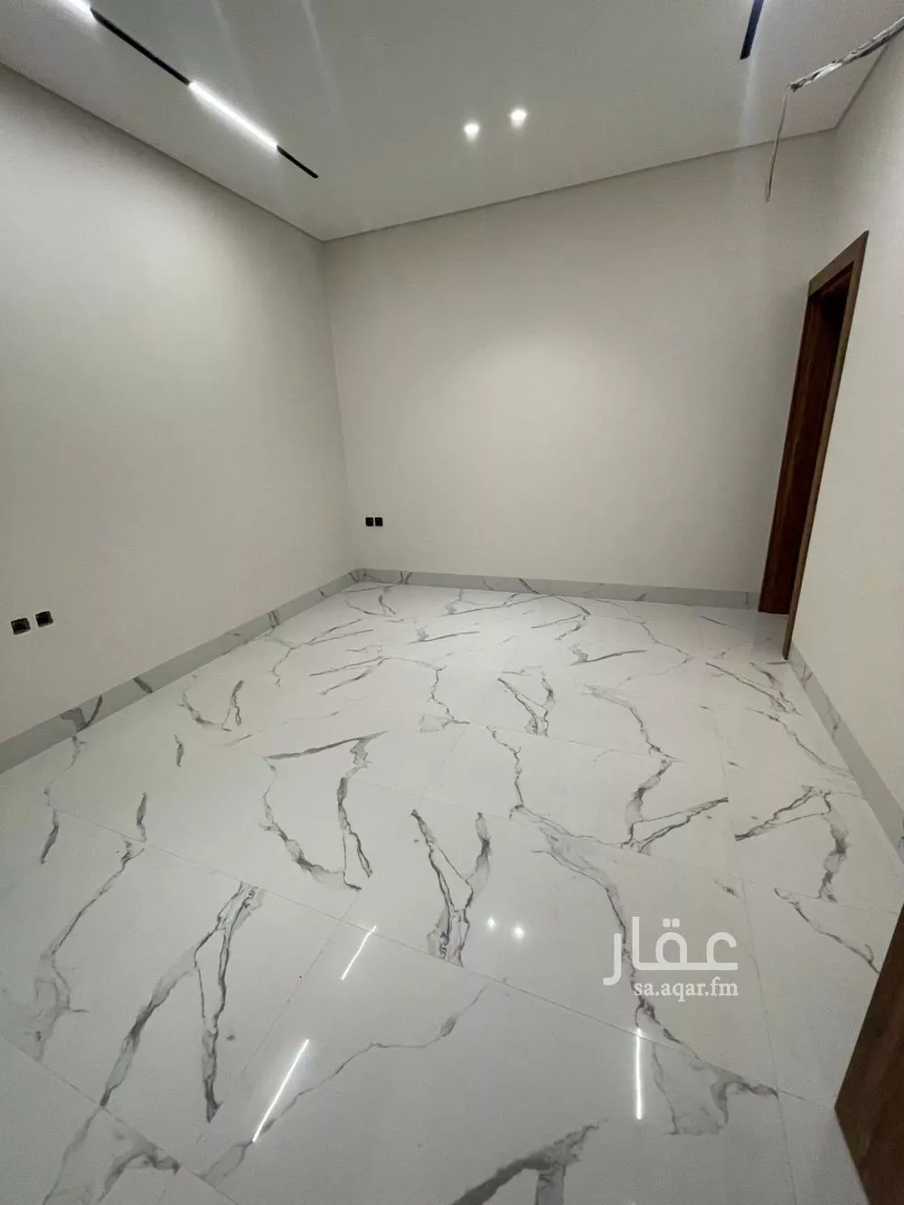 2 bedroom floor in Al Qairawan 25