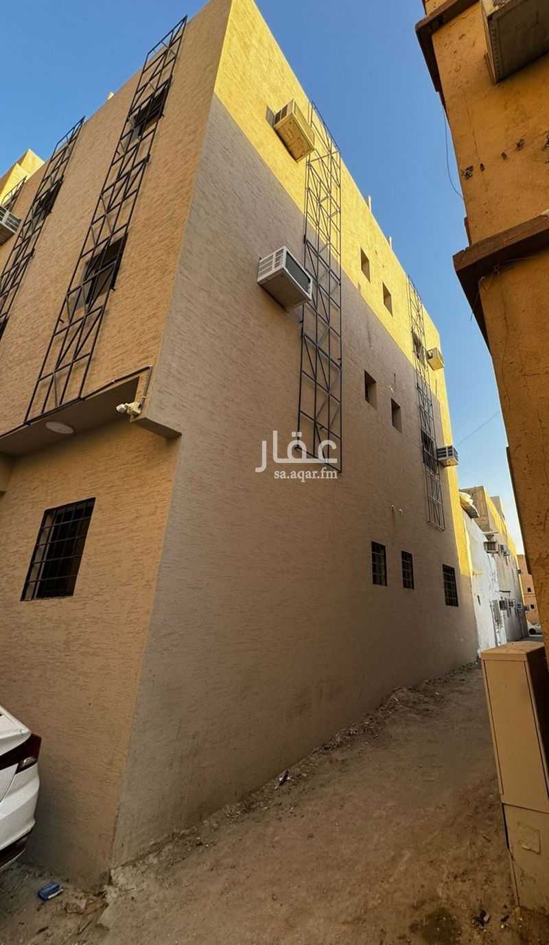 35 bedroom building in Al Shamisy, Riyadh 7