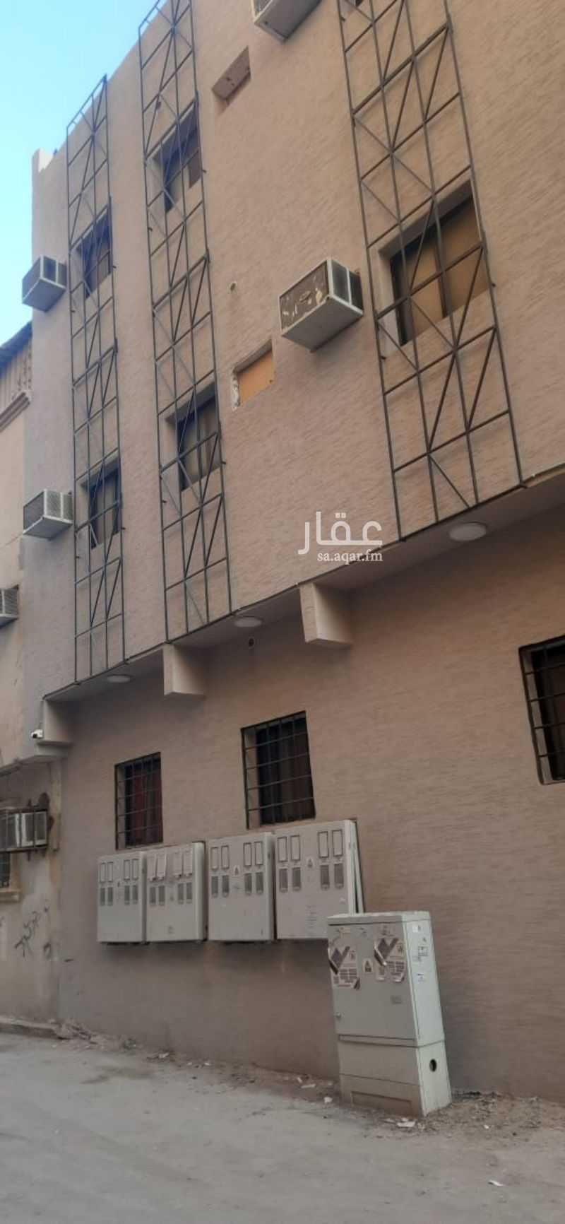 35 bedroom building in Al Shamisy, Riyadh 5