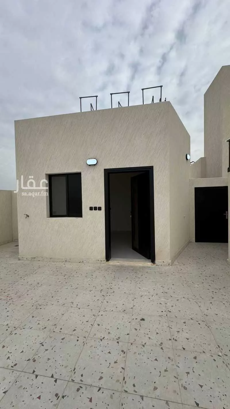 شقة 5 غرف في الدفاع 5