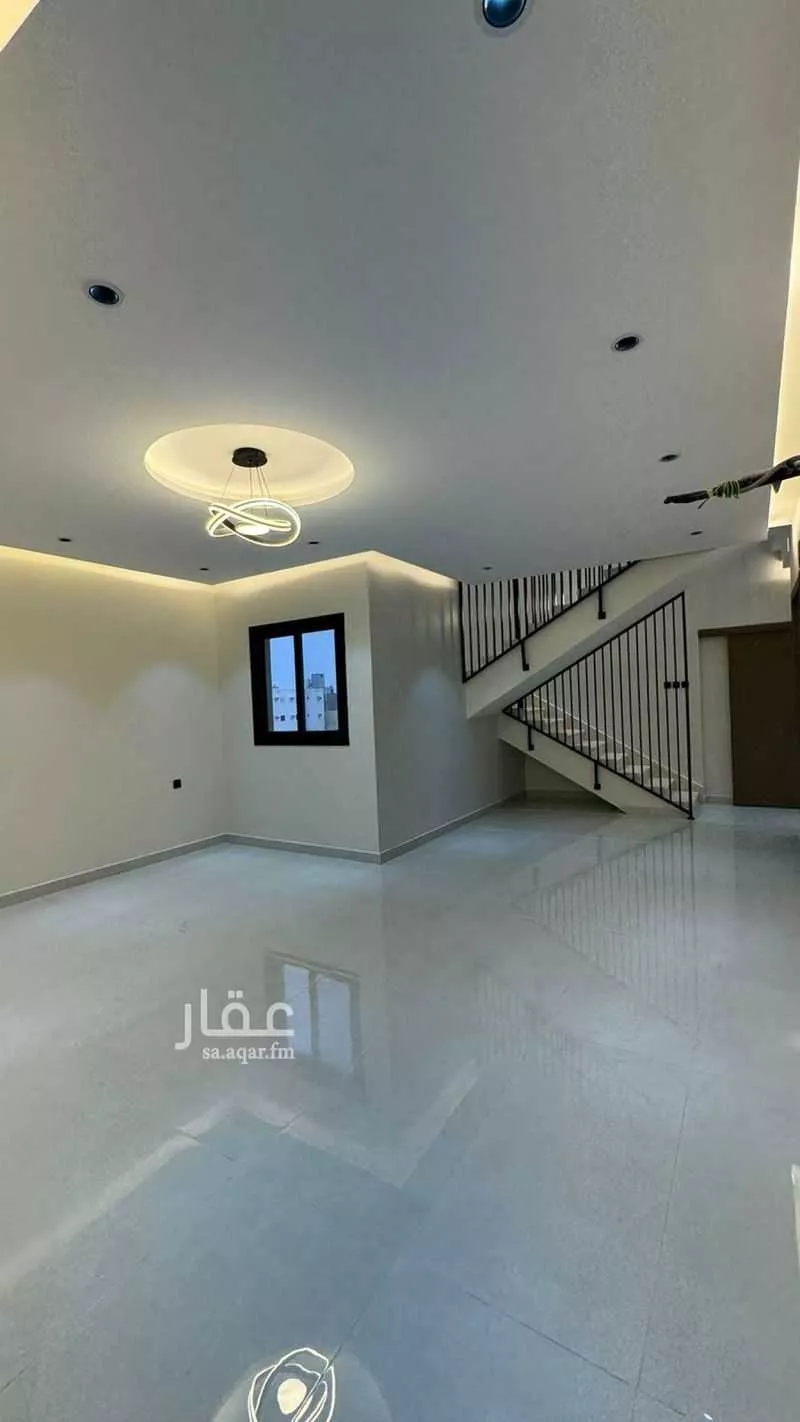 شقة 5 غرف في الدفاع 8