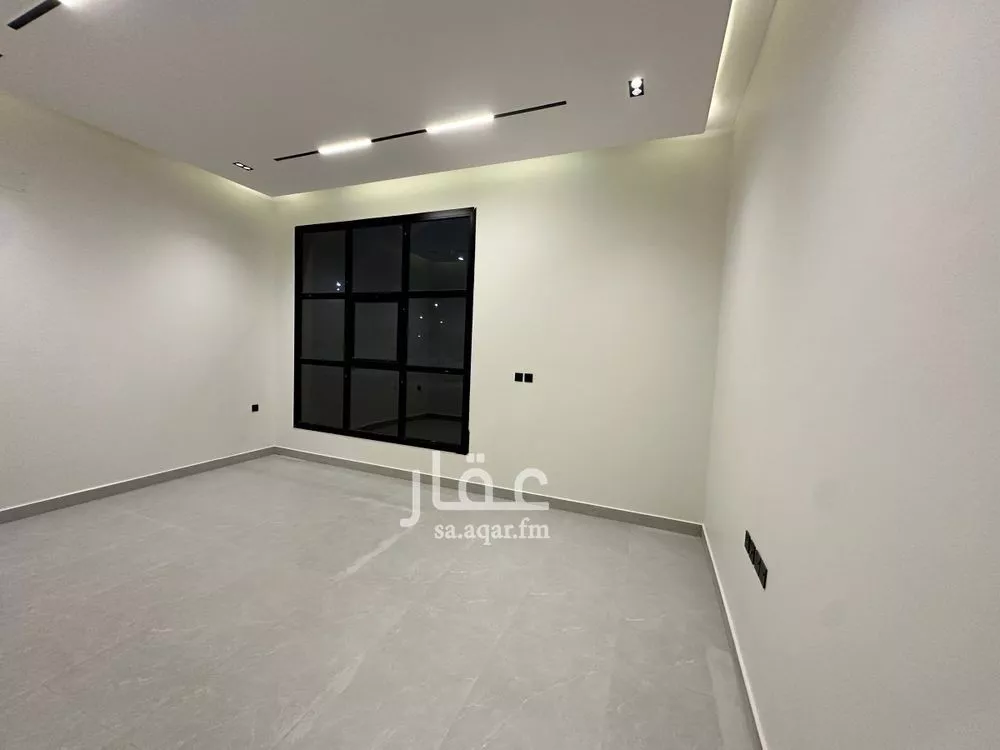 فيلا 5 غرف في الملك فيصل 3