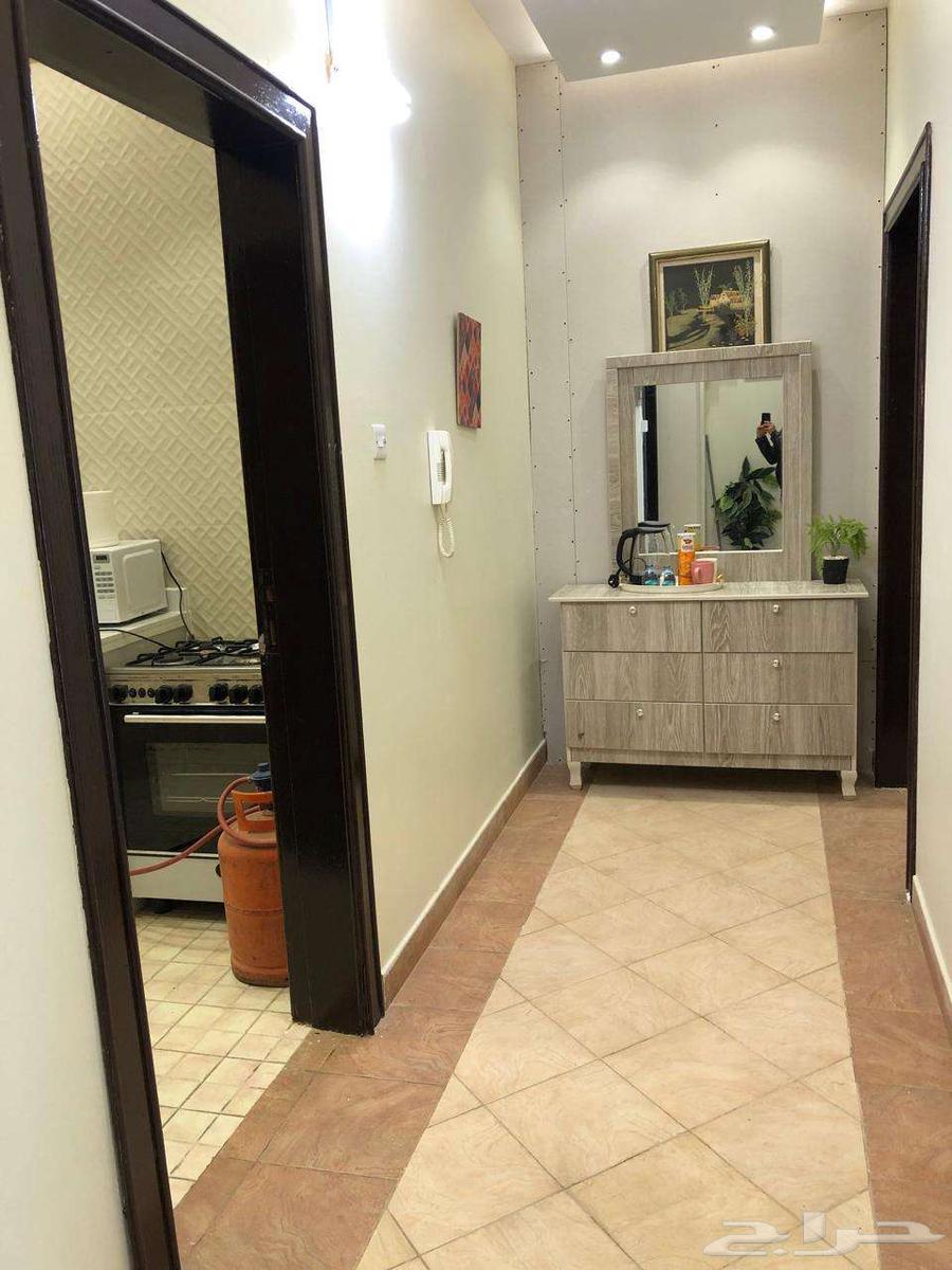 شقة 30 غرف في المروج 4