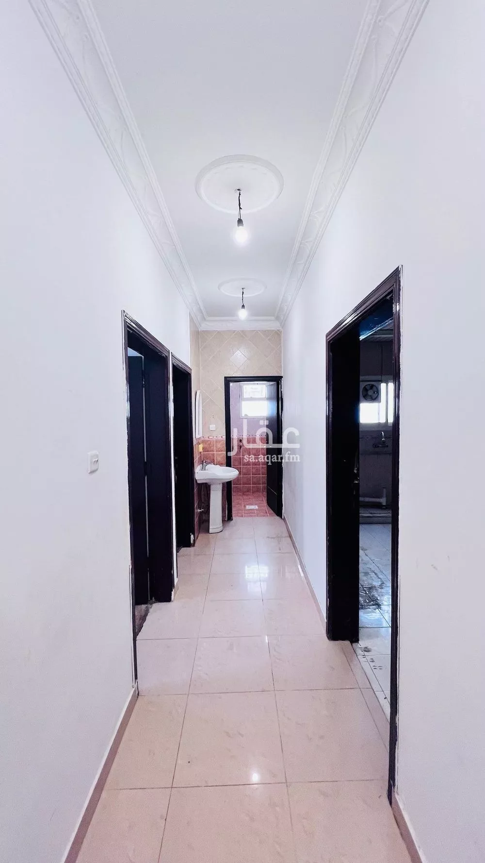 3 bedroom apartment in Al Yarmouk 6