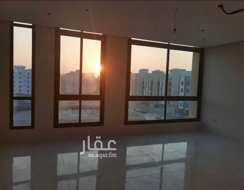 شقة 4 غرف في الصوارى 2