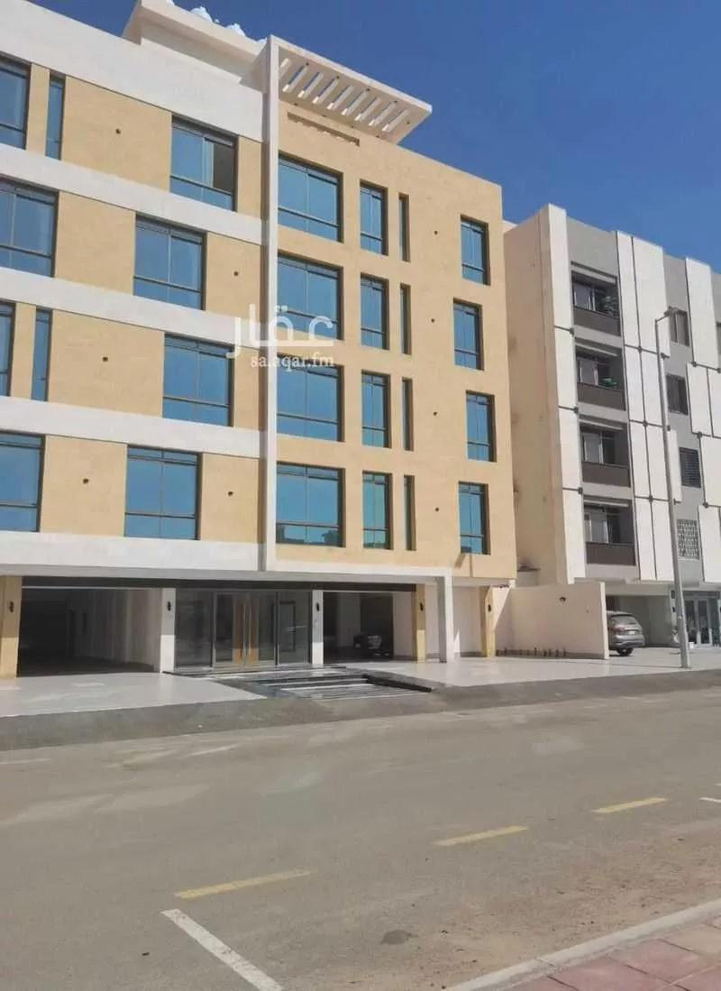 شقة 4 غرف في الصوارى 18