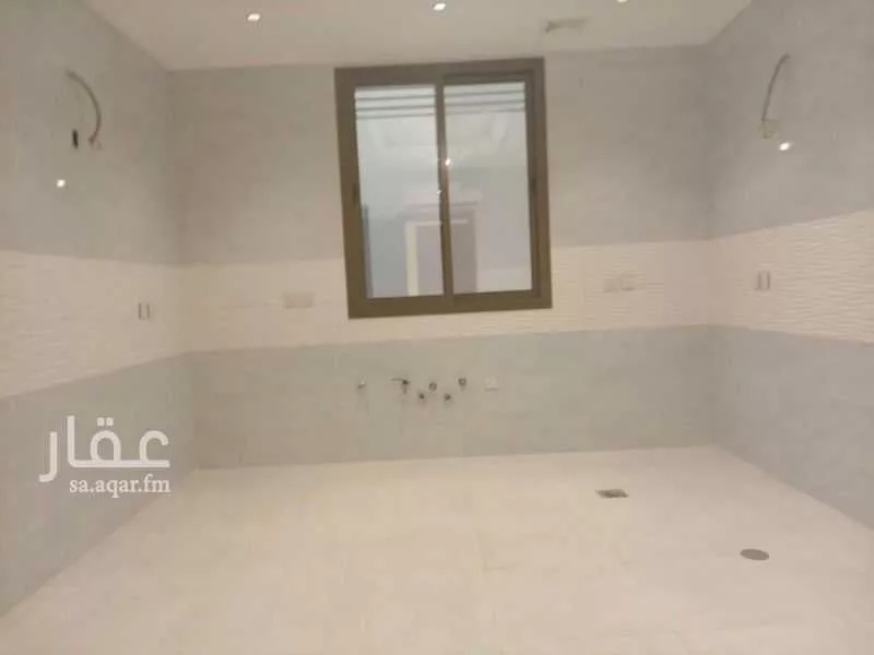 شقة 4 غرف في الصوارى 19