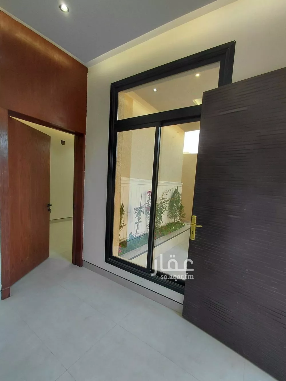 5 bedroom villa in Al Janadriyah 22