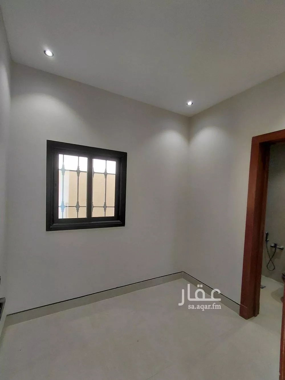 5 bedroom villa in Al Janadriyah 29