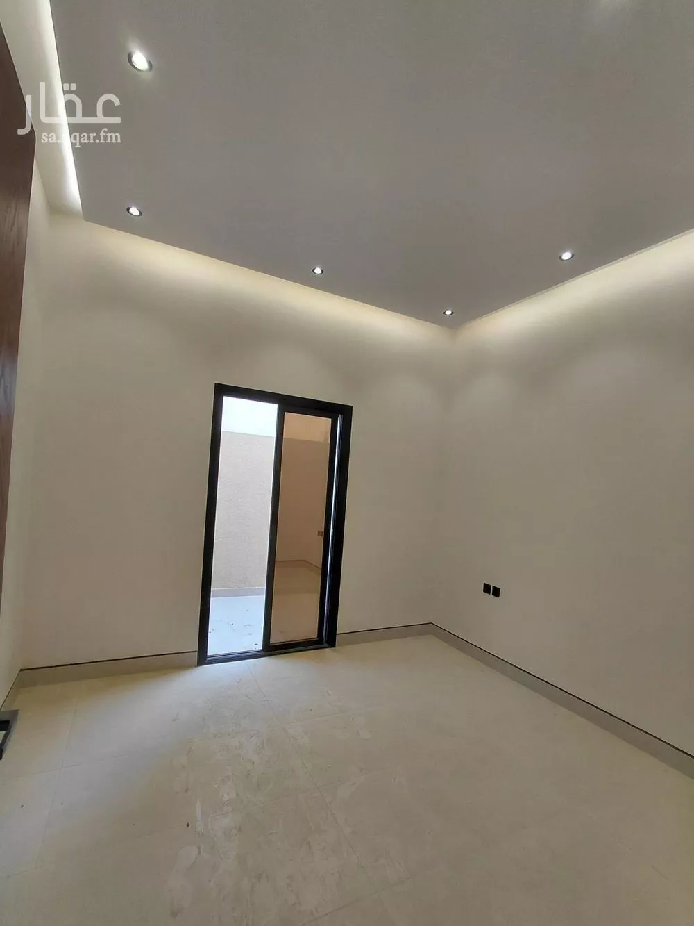 5 bedroom villa in Al Janadriyah 7
