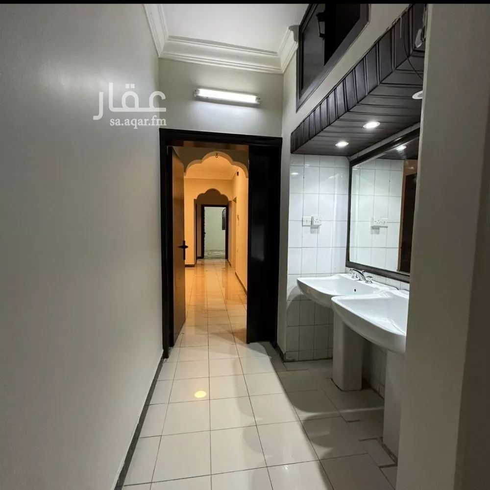 3 bedroom apartment in Al Manar 5