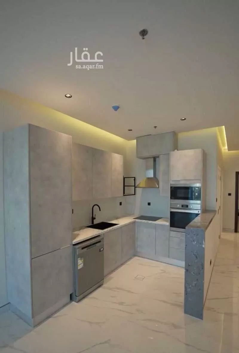 2 bedroom apartment in Al Nakheel 8