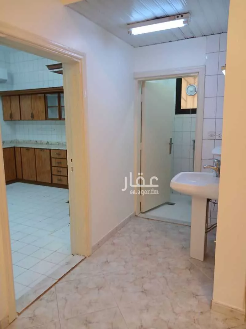 فيلا 6 غرف في الربوة 3