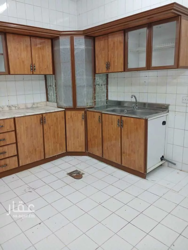 فيلا 6 غرف في الربوة 5