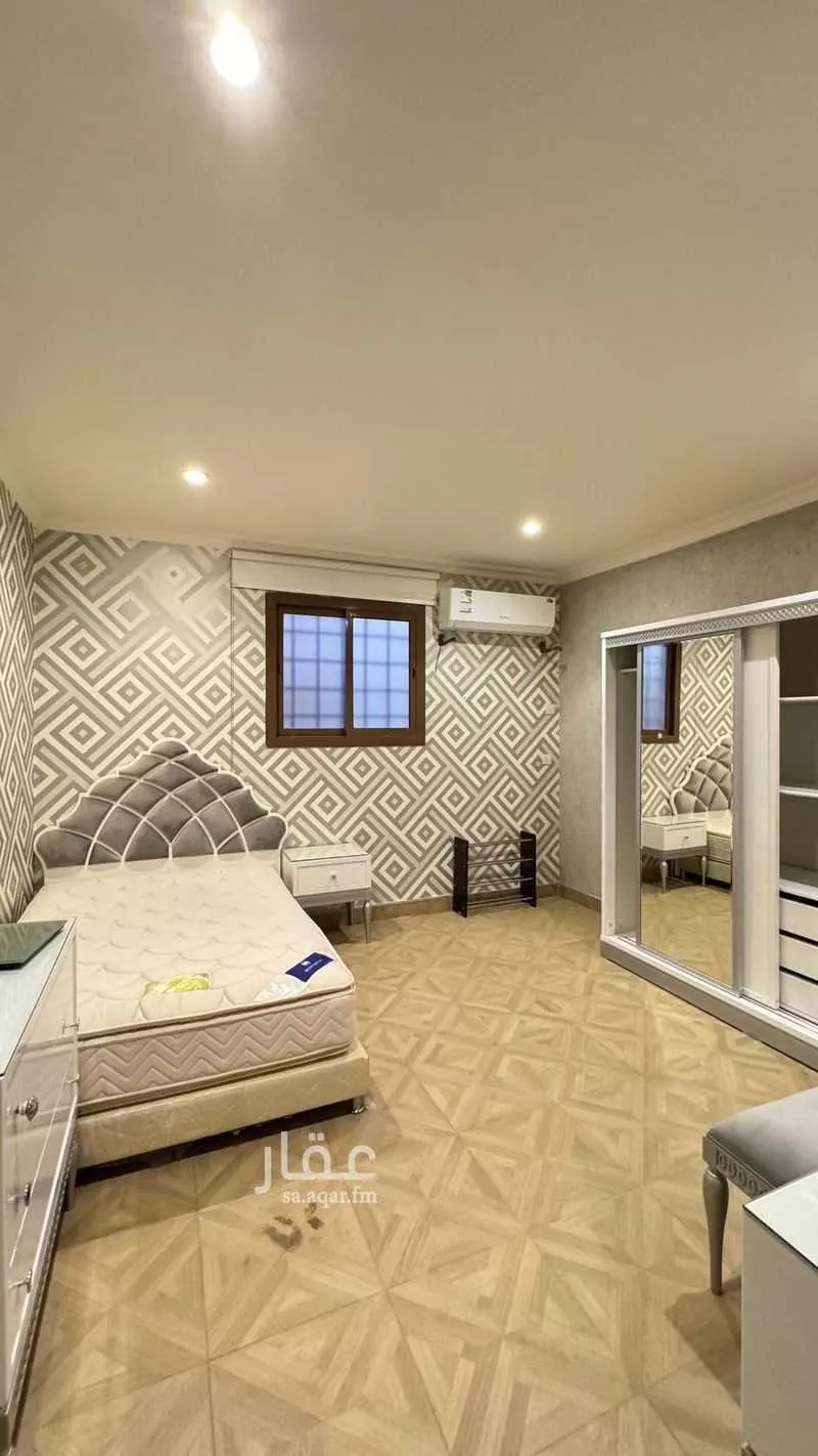 فيلا 6 غرف في العقيق 17