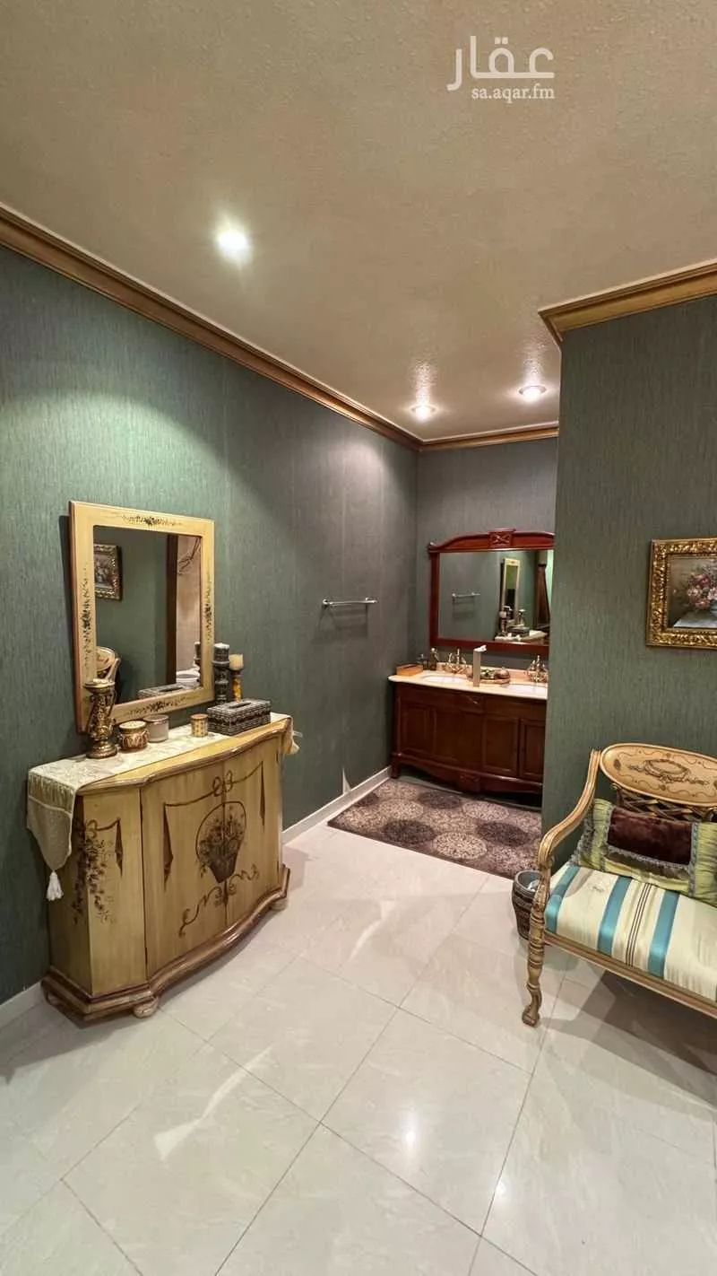 فيلا 6 غرف في العقيق 7